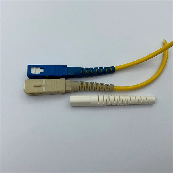 What is the copper conductor in optical fiber cable 